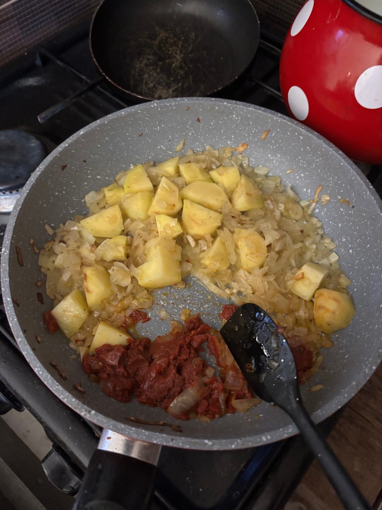 tomato paste stir