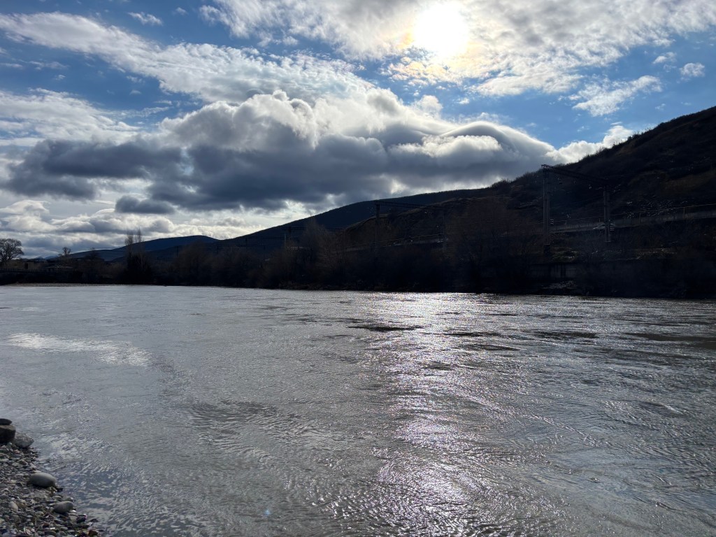 Mtkravi river, Gori