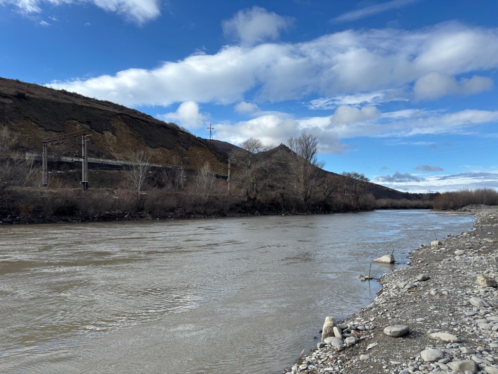 Mtkravi river, Gori